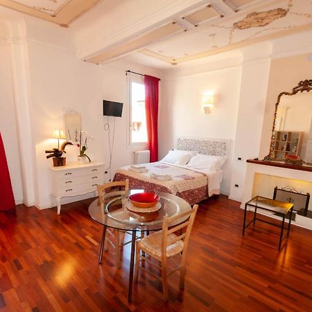 Porta Antica Apartment Boloňa Exteriér fotografie