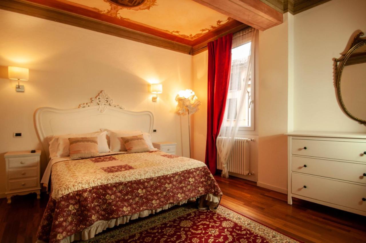 Porta Antica Apartment Boloňa Exteriér fotografie