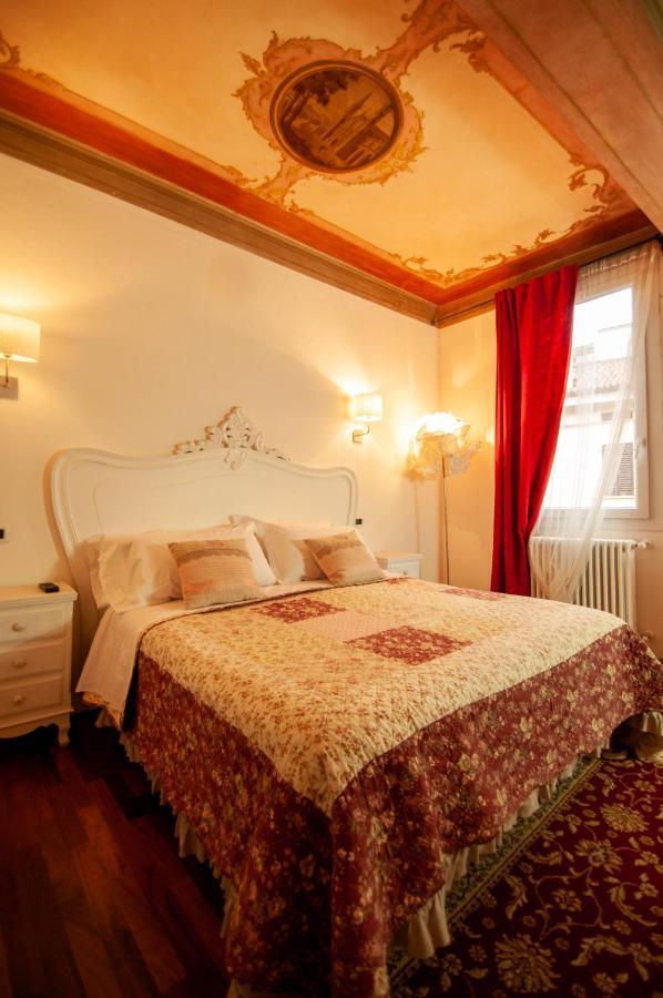 Porta Antica Apartment Boloňa Exteriér fotografie