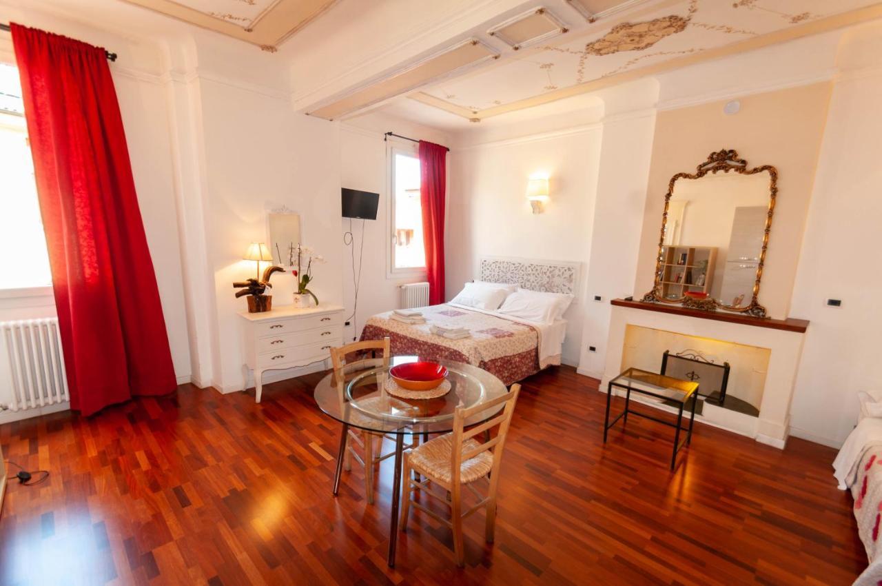 Porta Antica Apartment Boloňa Exteriér fotografie
